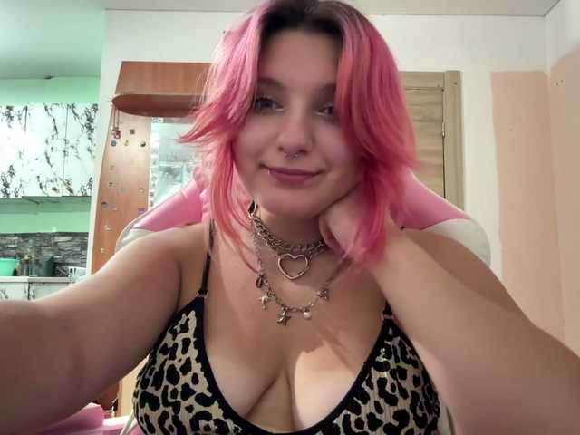 casseyronely live cam on BongaCams