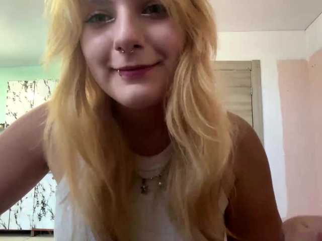 casseyronely live cam on BongaCams