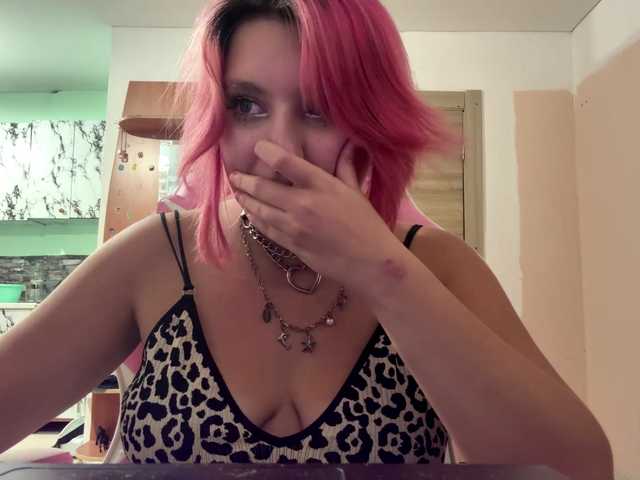 casseyronely live cam on BongaCams