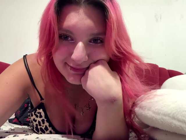 casseyronely live cam on BongaCams