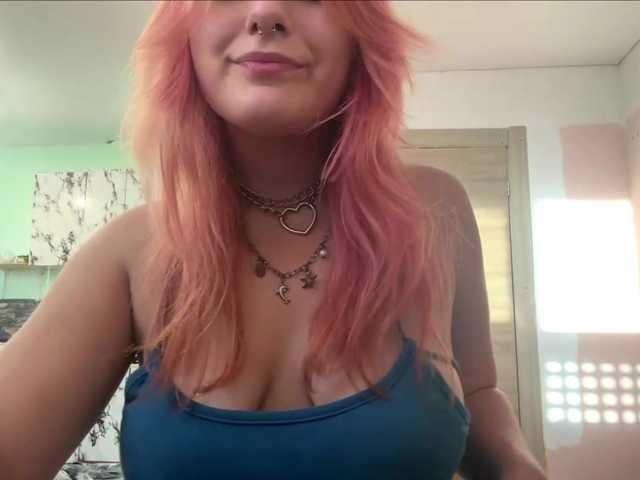 casseyronely live cam on BongaCams
