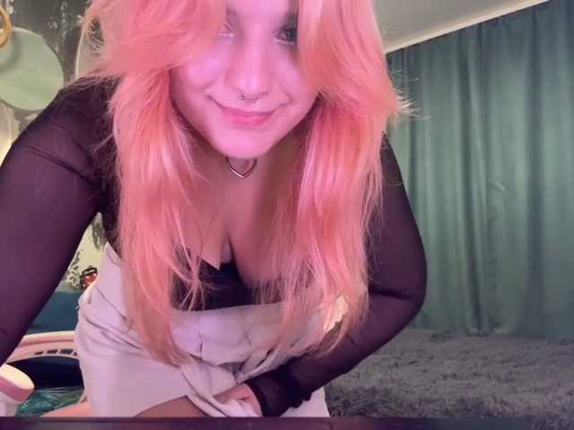 casseyronely live cam on BongaCams