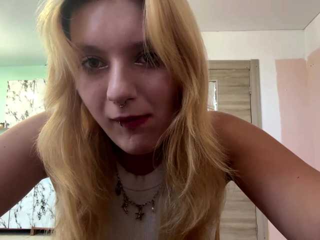 casseyronely live cam on BongaCams