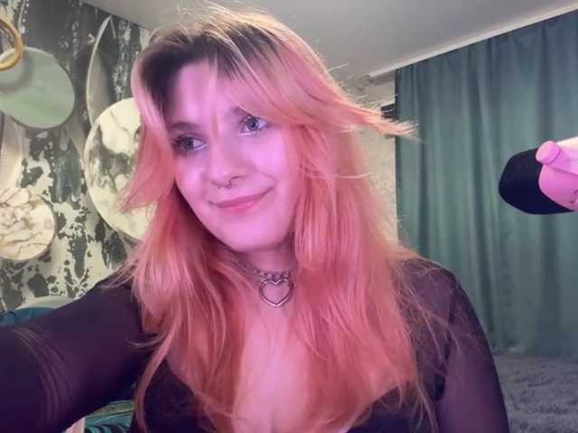 casseyronely live cam on BongaCams
