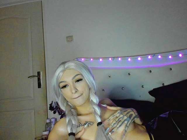 Yanissa100