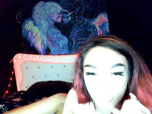 Yanissa100 live cam on BongaCams