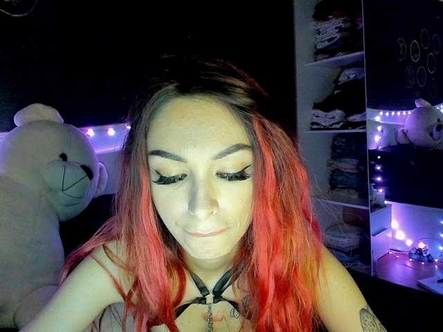 Yanissa100 live cam on BongaCams