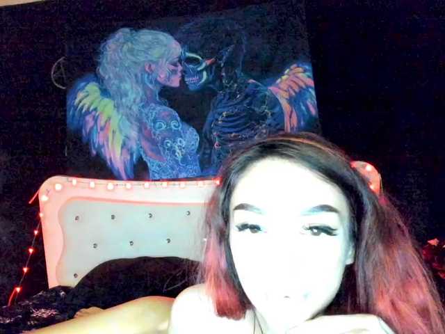 Yanissa100 live cam on BongaCams