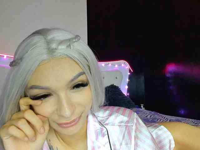 Yanissa100