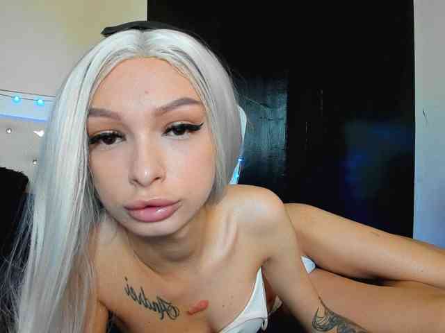 Yanissa100 - Girl 