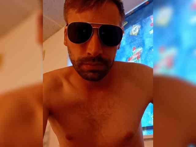 adyblondu007 Live Webcam on BongaCams