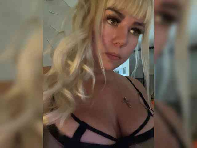 sweetgerl21 webcam