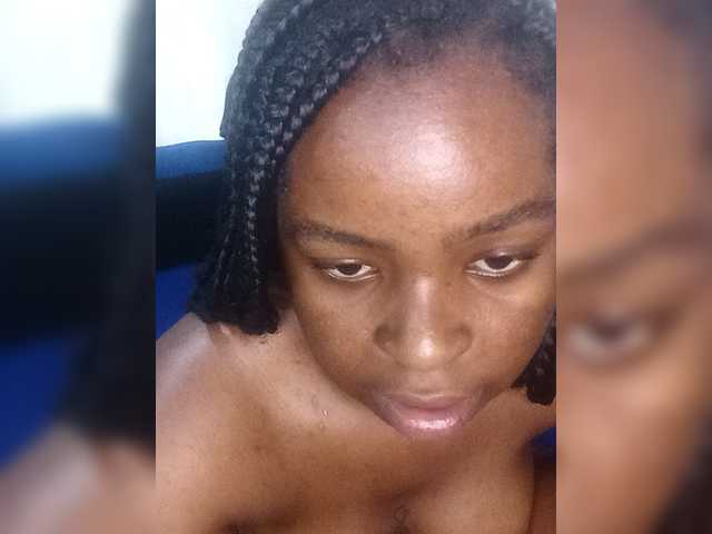 Darkdiva live cam on BongaCams