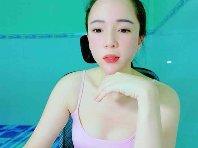 AliceJane live cam on BongaCams