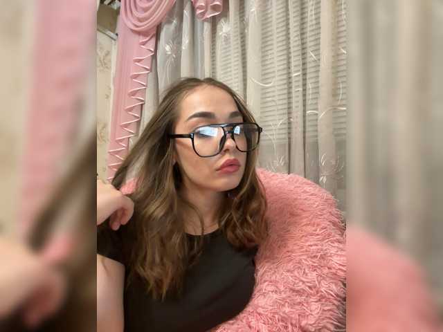 kami207 live cam on BongaCams