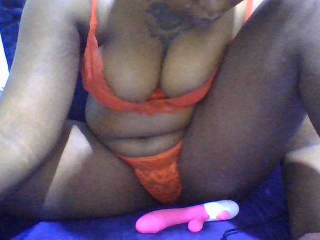 Sweetgod2 live cam on BongaCams