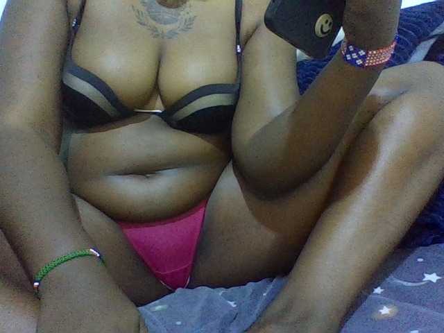 Sweetgod2 live cam on BongaCams