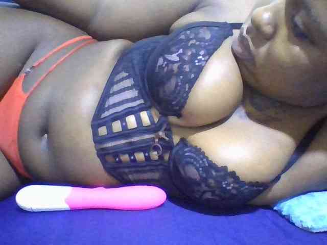 Sweetgod2 webcam