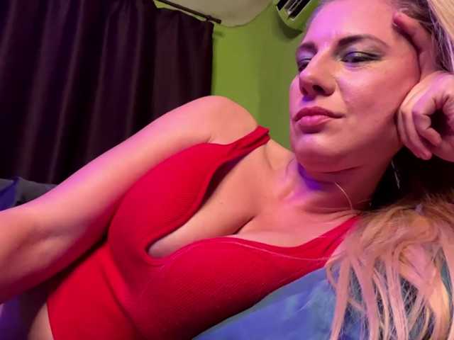 Overshine live cam on BongaCams
