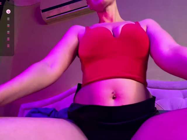 Overshine live cam on BongaCams