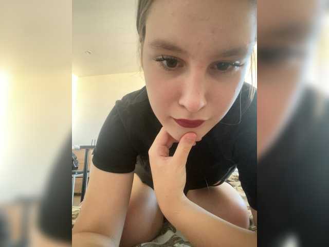 Lina9389 live cam on BongaCams
