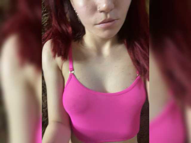 ariela11 live cam on BongaCams