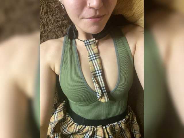 ariela11 live cam on BongaCams