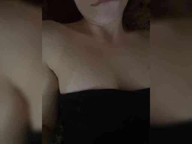 ariela11 webcam