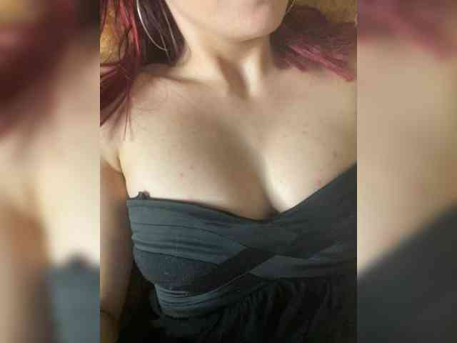 ariela11 webcam