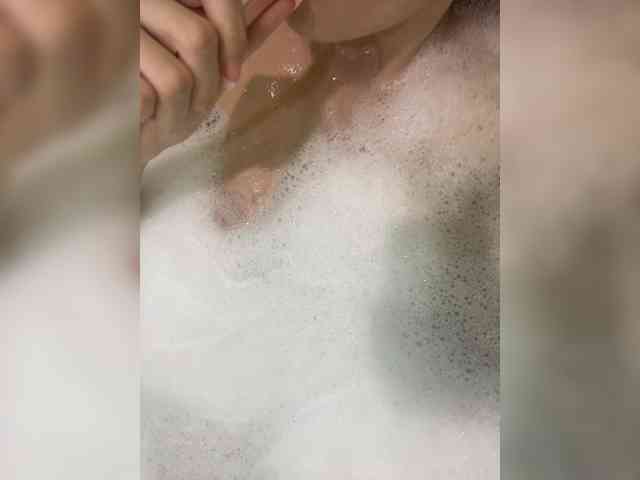 ariela11 webcam