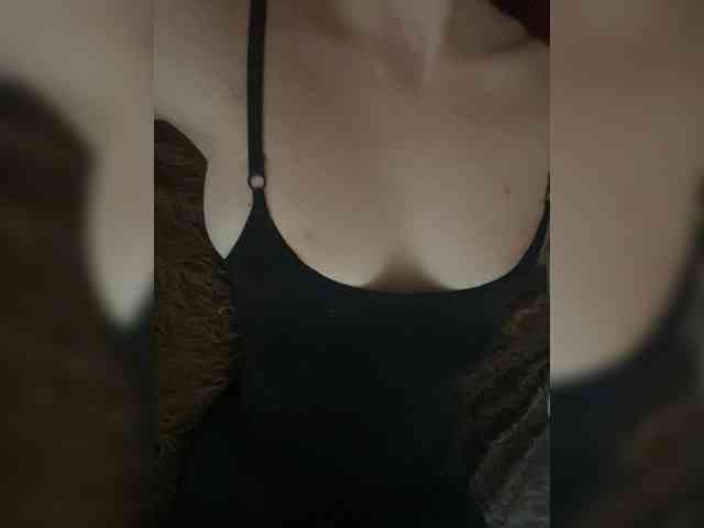 ariela11 webcam