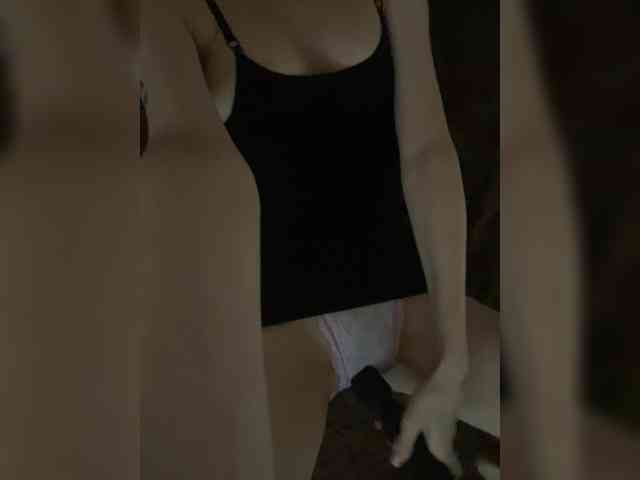 ariela11 webcam