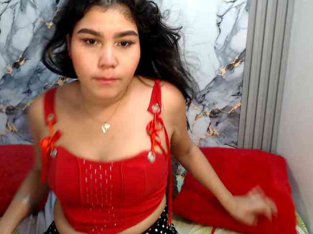 sharlottequeenx webcam