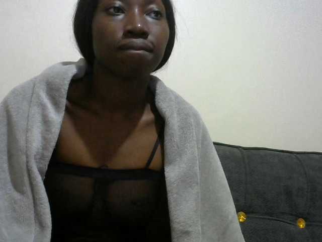 Sexyclara1 live cam on BongaCams