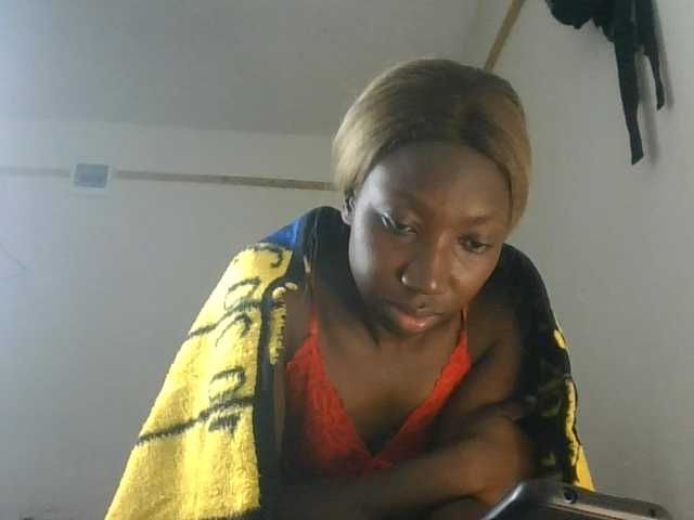 Sexyclara1 live cam on BongaCams