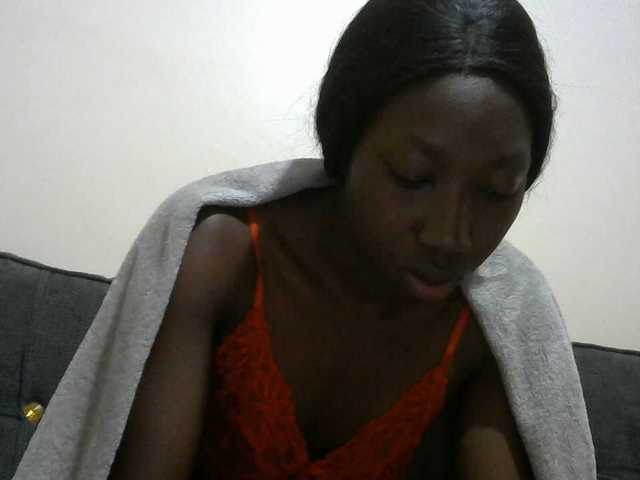 Sexyclara1 live cam on BongaCams
