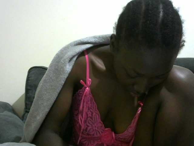 Sexyclara1 live cam on BongaCams