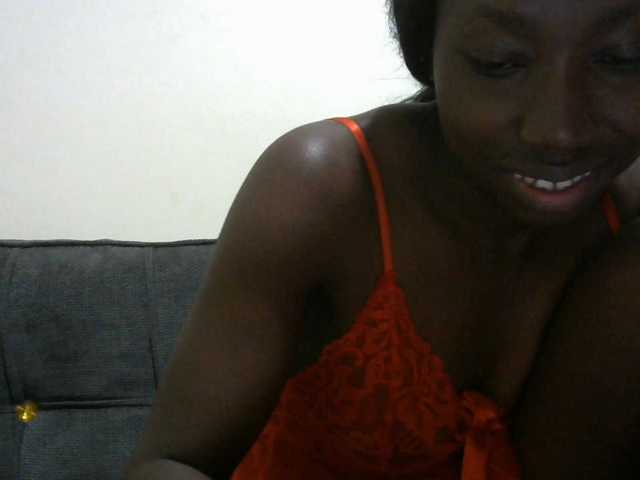 Sexyclara1 live cam on BongaCams