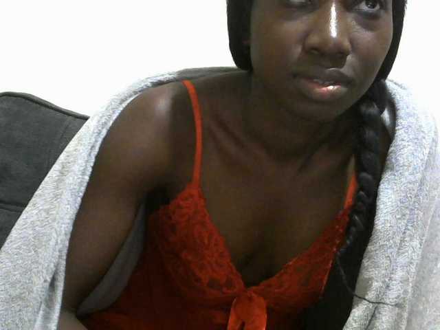 Sexyclara1 live cam on BongaCams