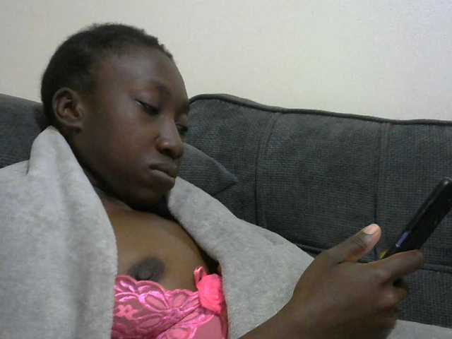 Sexyclara1 live cam on BongaCams