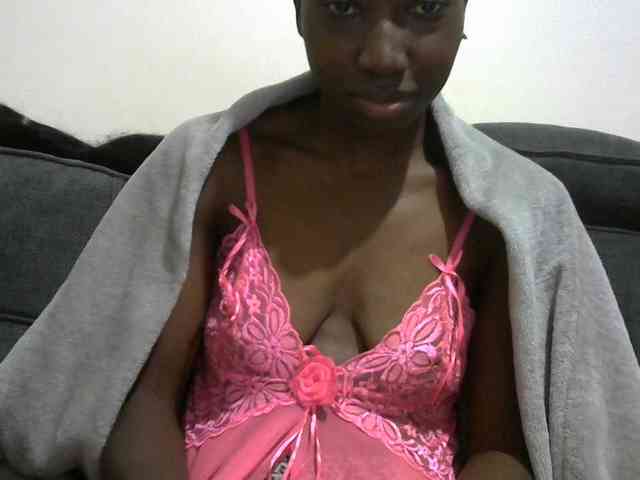 Sexyclara1 webcam