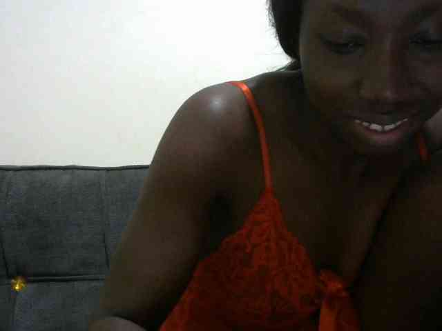Sexyclara1 webcam
