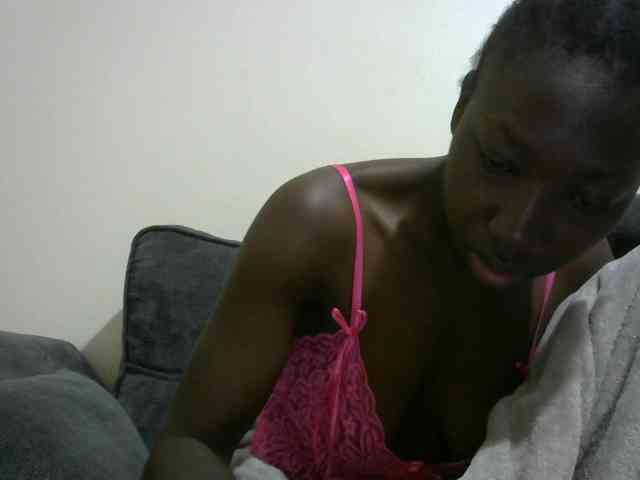 Sexyclara1 webcam