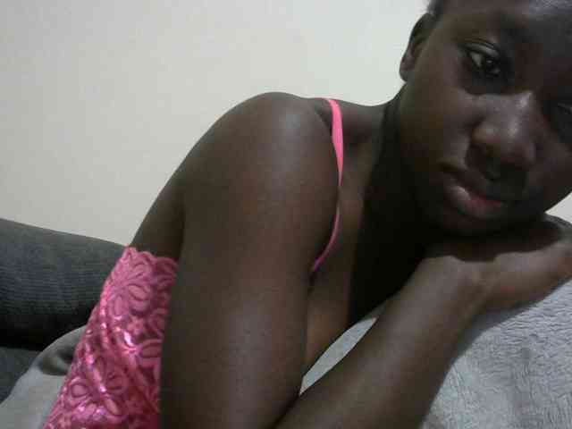 Sexyclara1 webcam