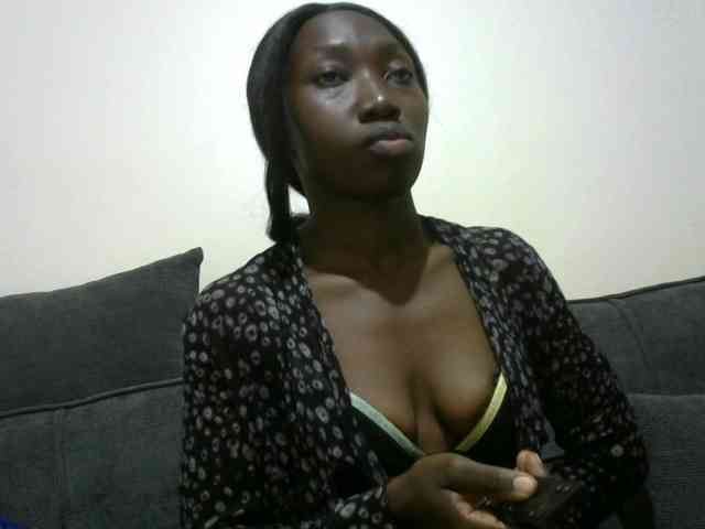 Sexyclara1 webcam