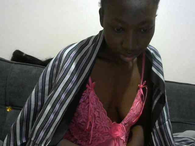 Sexyclara1 webcam