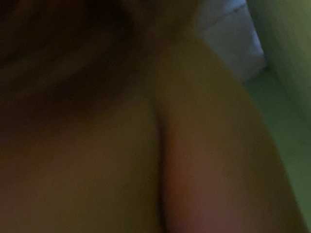 ucaklady live cam on BongaCams