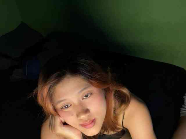 ucaklady webcam