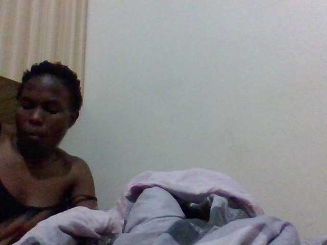 Cutesnyder live cam on BongaCams