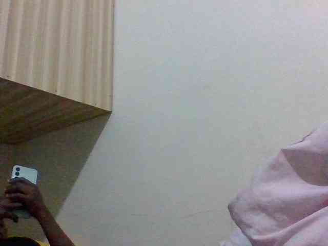 Cutesnyder webcam